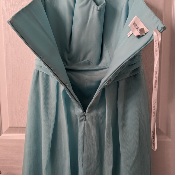 David's Bridal Strapless Light Teal (spa?) Bridesmaid Dress Size 6 - Picture 6 of 7
